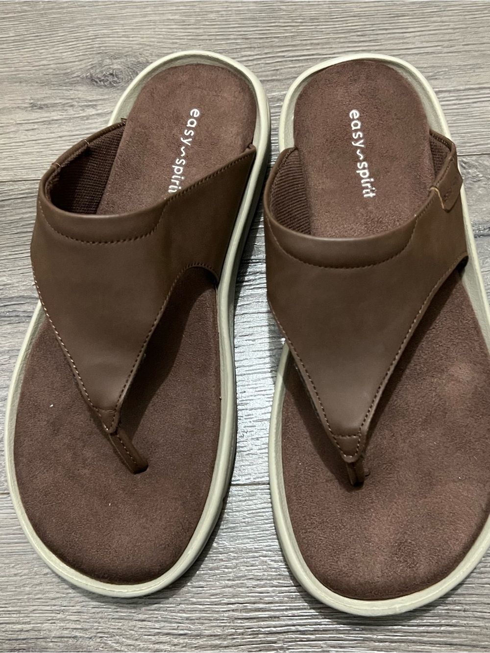 Easy Spirit Brown Thong Sandals with Solid  Sole